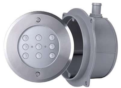 How to replace the bulbs in underwater spot lights?